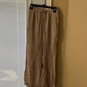 Women’s Tan Pants